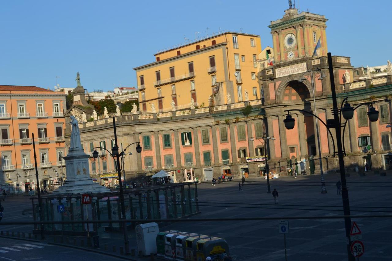 Questo Rinascimento Casa Brigitte Napoli Eksteriør billede